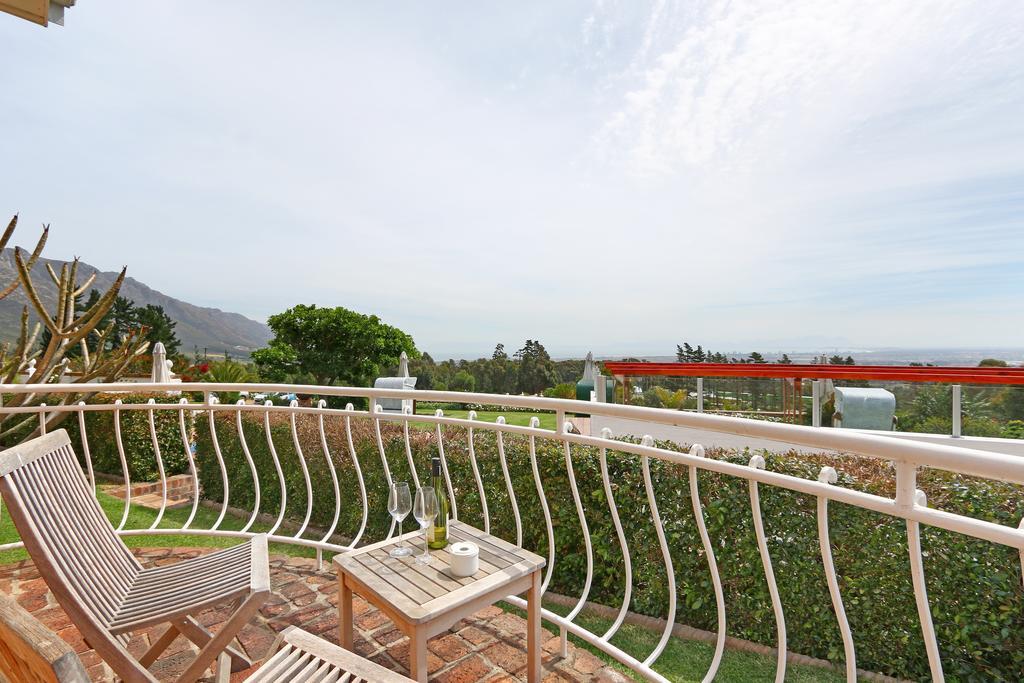 Apricot Gardens Guesthouse Gordons Bay Exterior photo